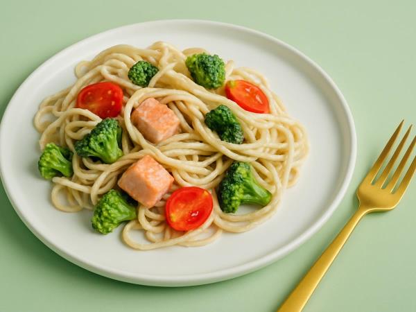 Nudeln können ebenfalls eine ausgezeichnete Quelle für Kohlenhydrate sein